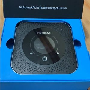 Nighthawk LTE mobile hotspot router